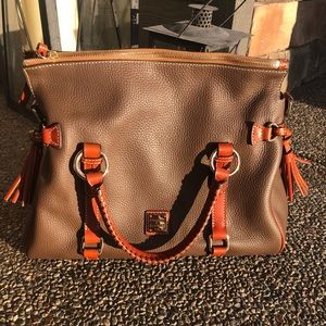 BRAND NEW Dooney and Bourke Purse